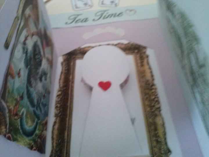 derrière celle ci ... le message 