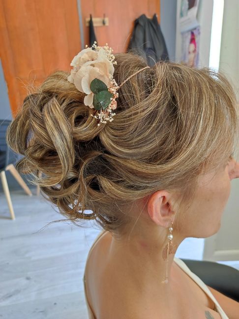 Indécise coiffure mariée... 9