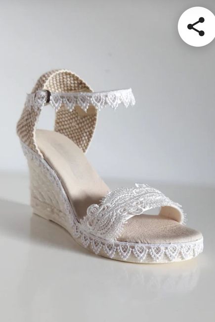 Dis-nous si tu as déjà trouvé tes chaussures de mariée ! 10