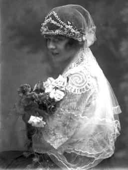 coiffure de mariée années 1920