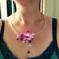 collier orchidée
