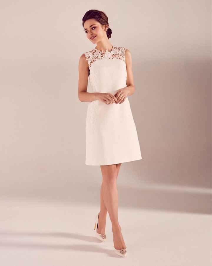 Montrez moi vos robes du lendemain - 1