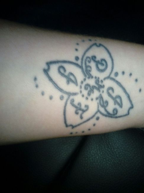 Mariée tatouée? - 1