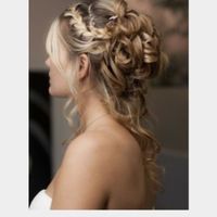 Idées coiffures mariage pour cheveux long - 1