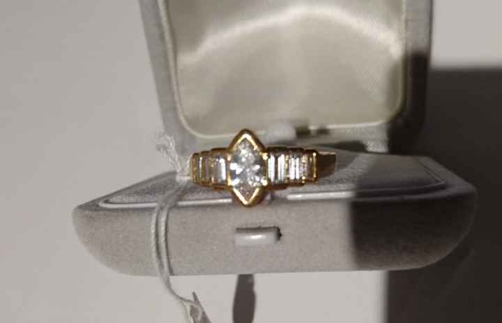 bague ancienne saphirs blancs