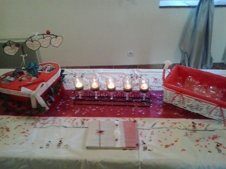 Table livre d'or et urne
