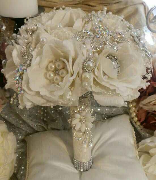 Bouquet blanc gris et violet - 1