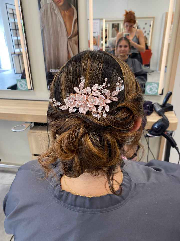 Coiffure mariée cheveux mi-longs - 1