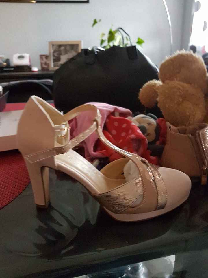  J'ai trouvée mes 2 paires de chaussures pour notre mariage 😍😍😀 - 2