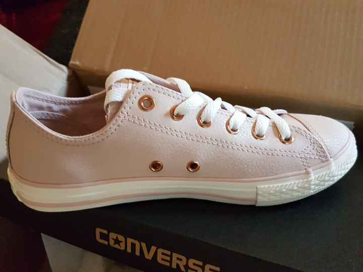  Colis du jour Mes converses ❤❤ - 1