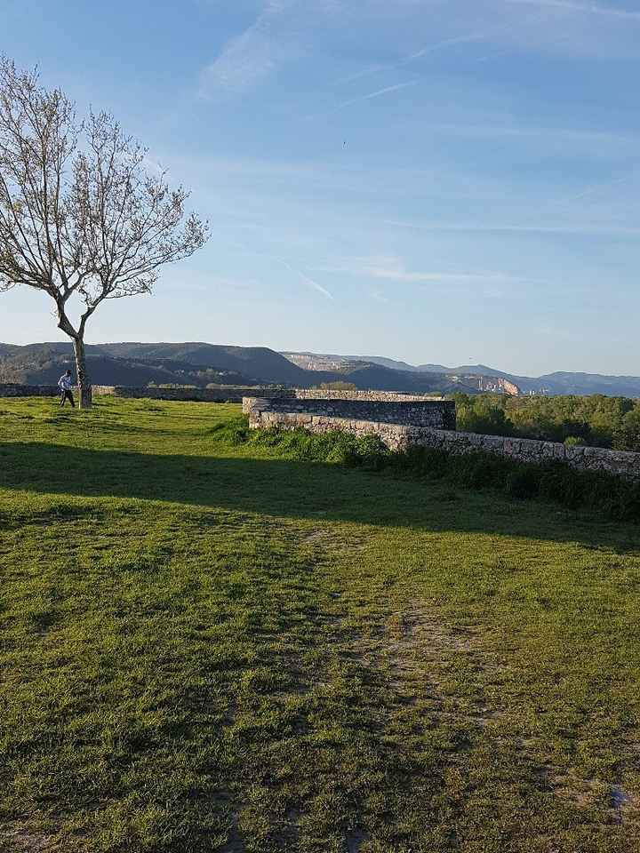 Lieux des photos 😍😍 derrière la cathédrale - 3