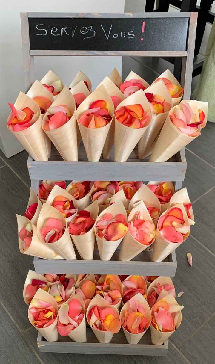 Confettis en pétales - 1