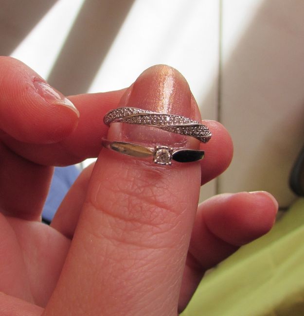 alliance et bague de fiançaille