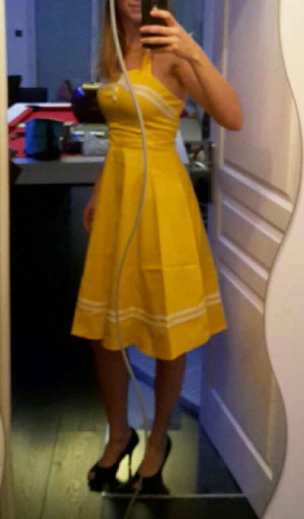  Robe pour brunch du lendemain - 1