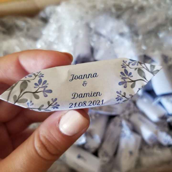 In-ternet/in-person : cadeaux invités ou témoins - 1