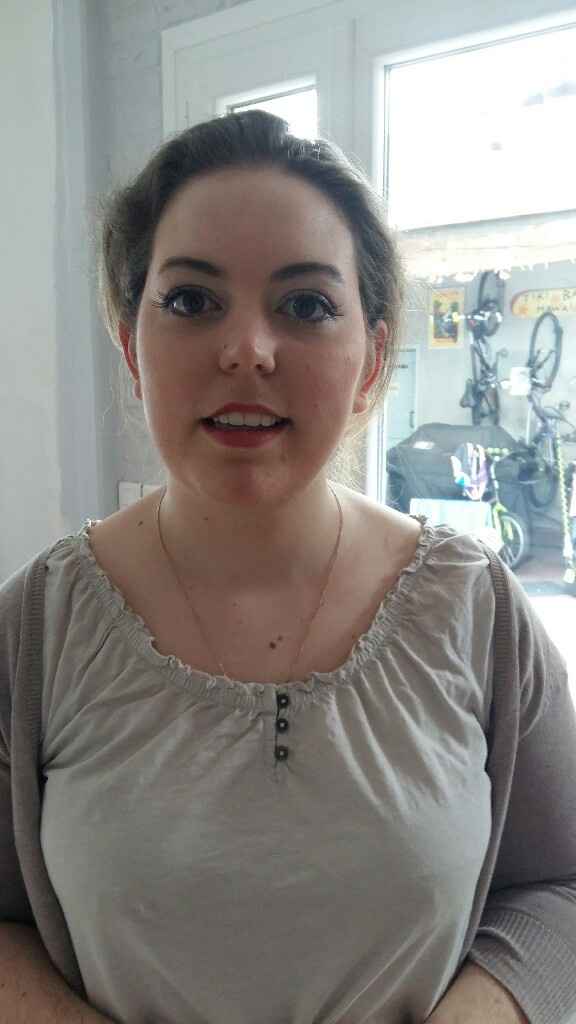 Aujourd'hui c'était essai coiffure maquillage et dernière retouche robe - 1