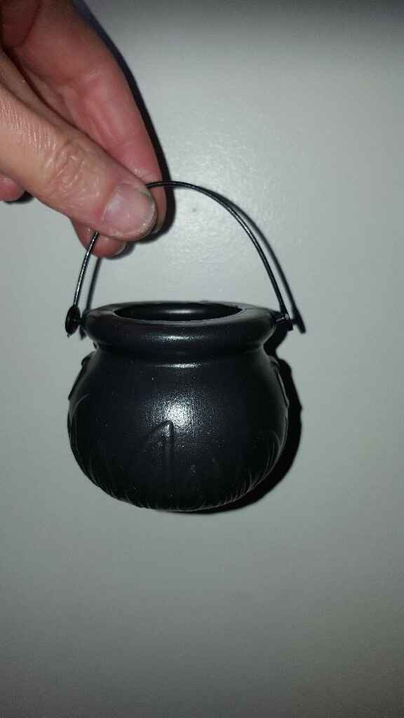 Voila contenant à dragée acheté mais je cherche des idées pour les enfants - 1