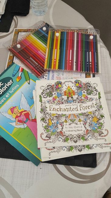Table activités et cadeaux enfants - 7