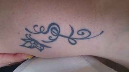 Tatouages et piercings  - 1