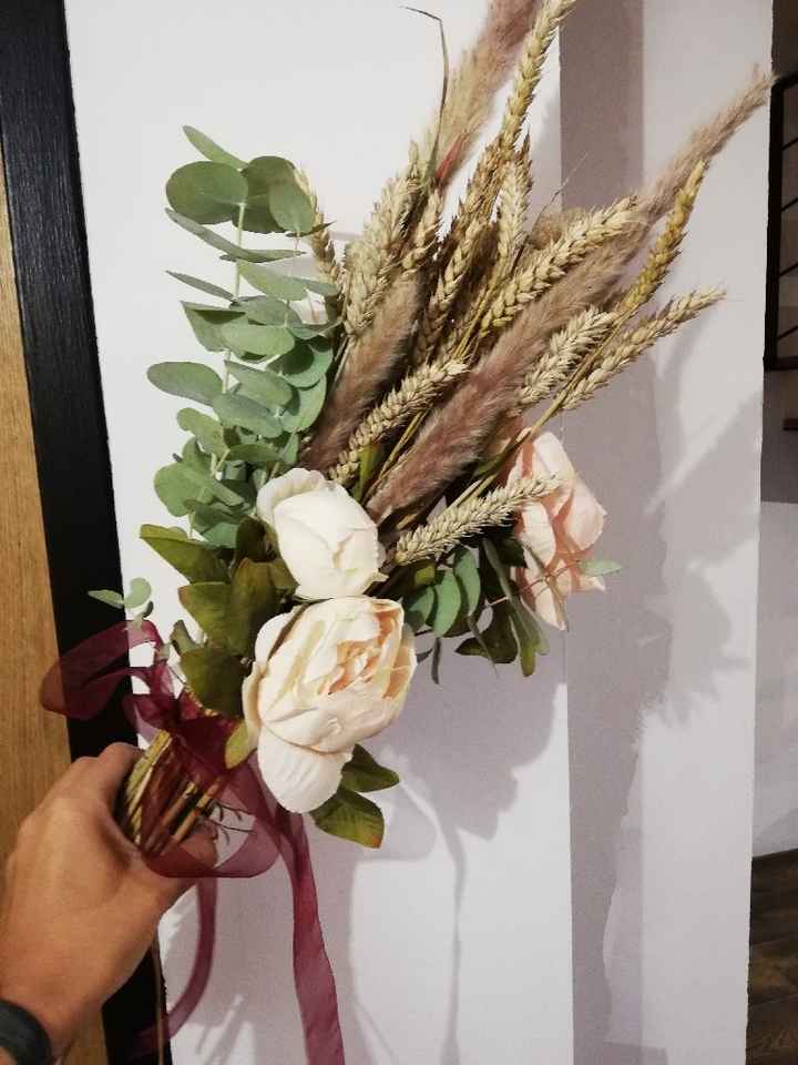 Bouquet banc eglise - 1