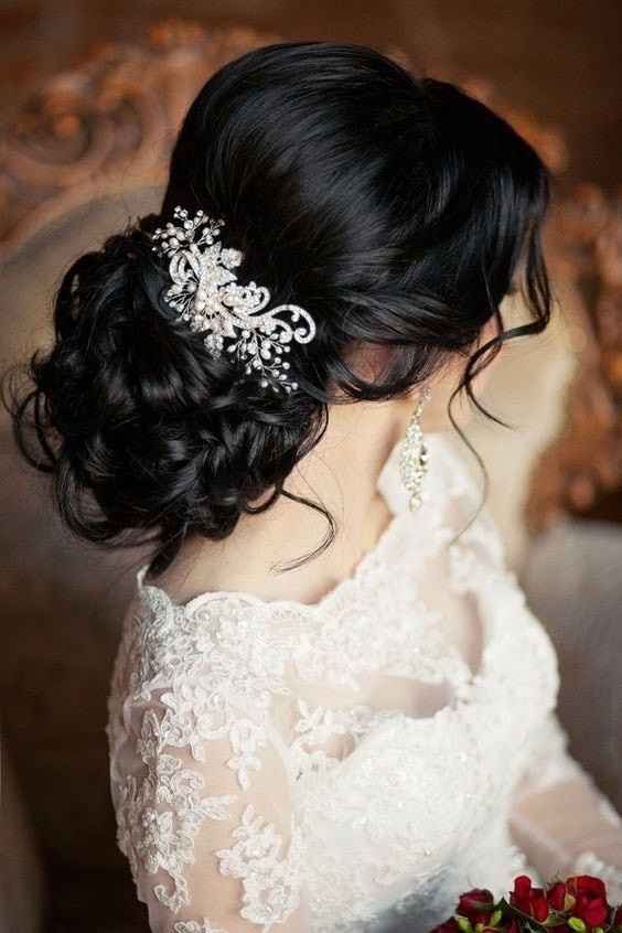 Je suis une mariée classique : la coiffure