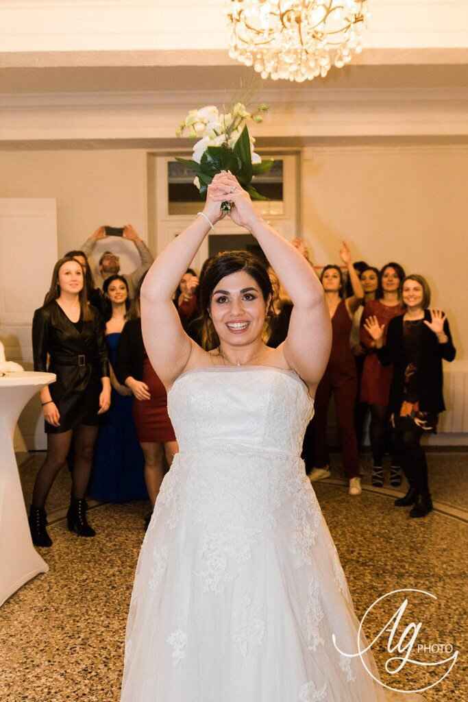 Bouquet et son lancer lors d' un mariage hivernal - 1