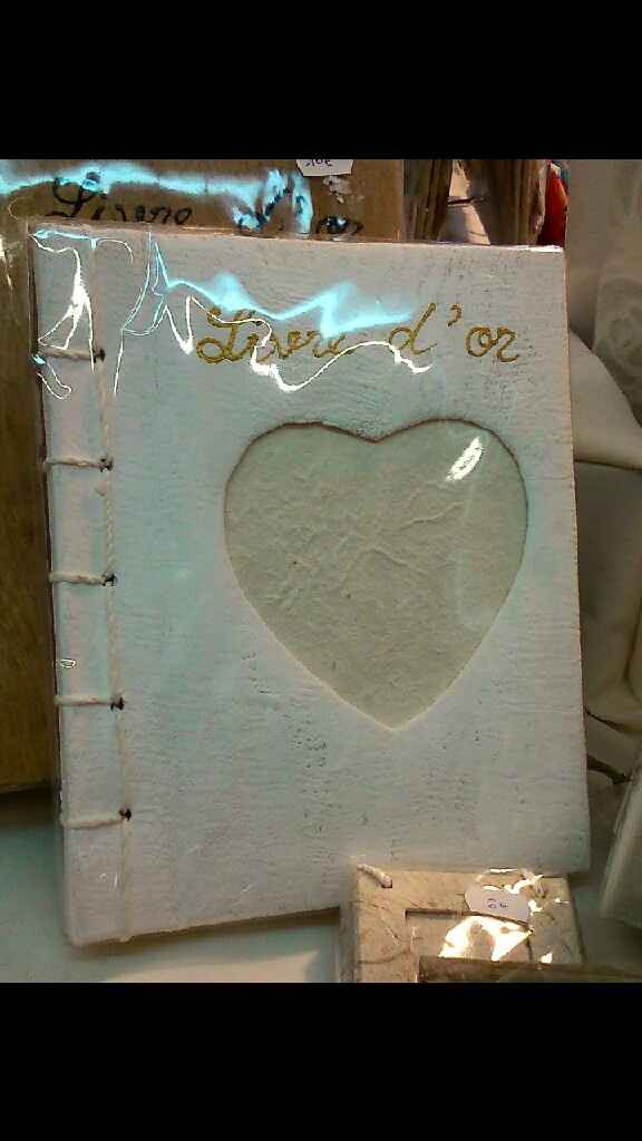 Besoin d'aide !!! livre d'or !!! - 2