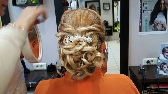 Et dans les cheveux? - 1