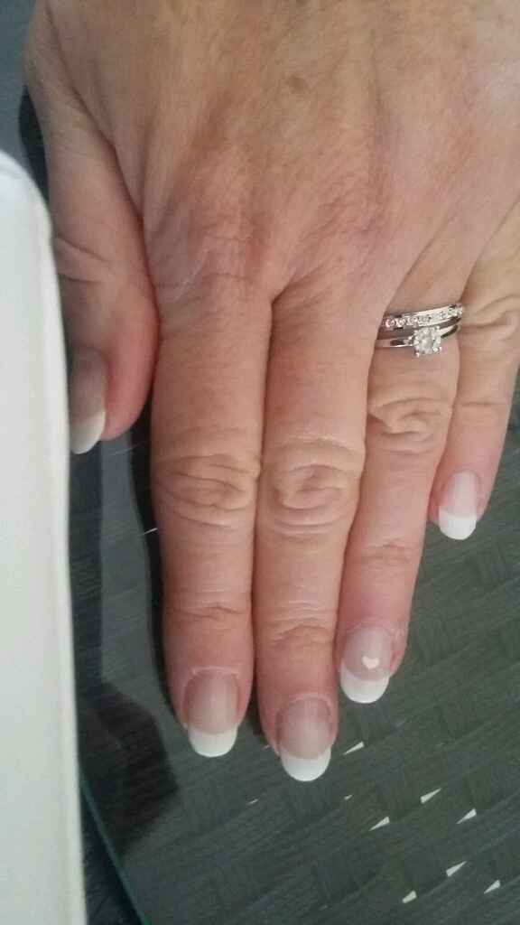 Montrez moi vos mains... s'il vous plaît - 2