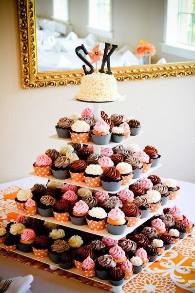 Pièce montée cupcakes 13