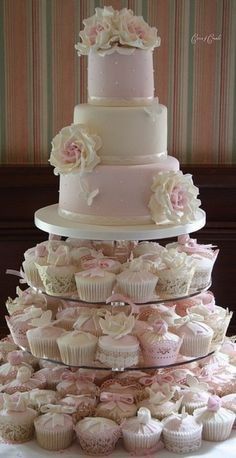 Pièce montée cupcakes 15