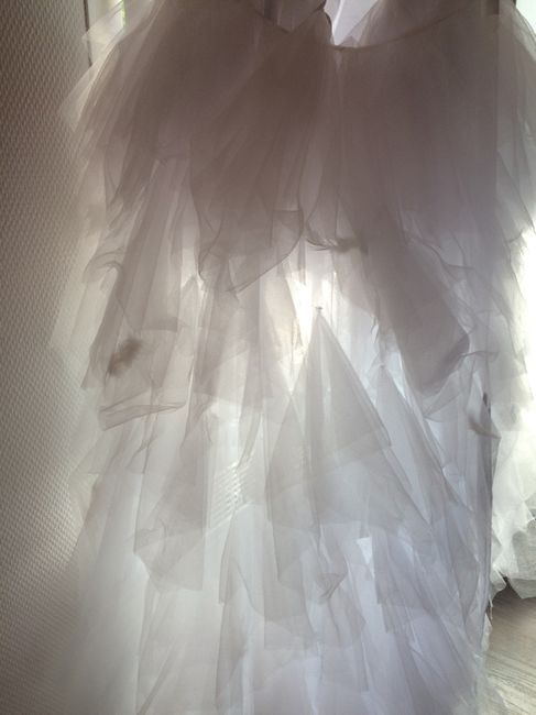 Détails de ma robe, apres une nuit difficile - 1