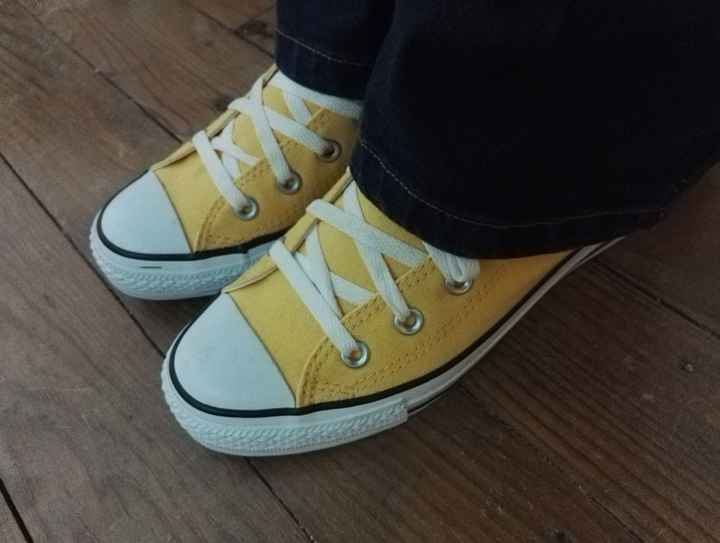 converse jaune