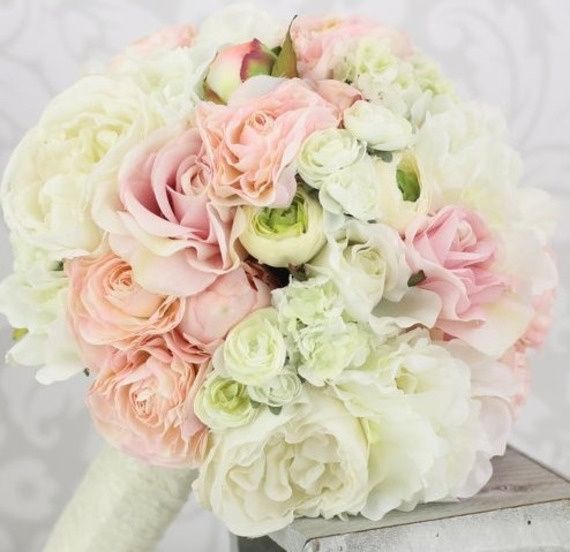 Mariées de mai, montrez-moi vos bouquets - 1