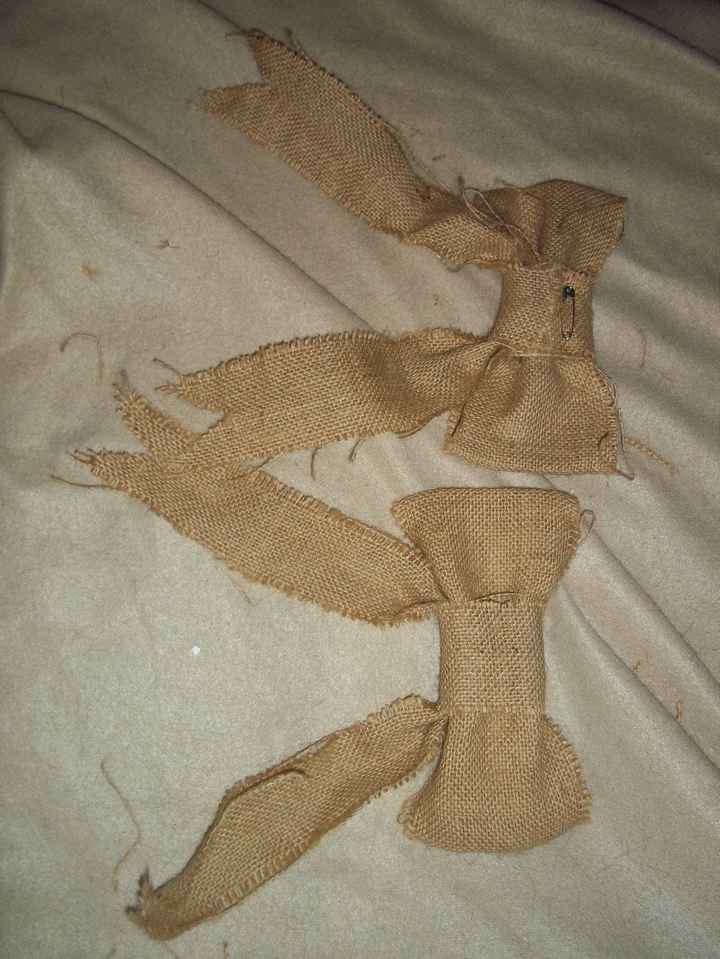 77 Noeuds de chaise en toiles de jute fait main avec epingles au dos pour l'acrocher sur un tissu