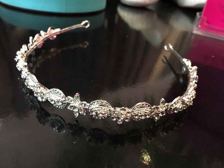 Montrez moi vos accessoires pour les cheveux - 1