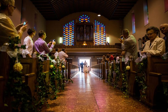 entée dans l'église