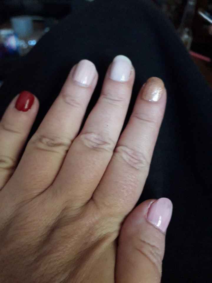 Besoin de votre avis sur le vernis à ongles ? - 2