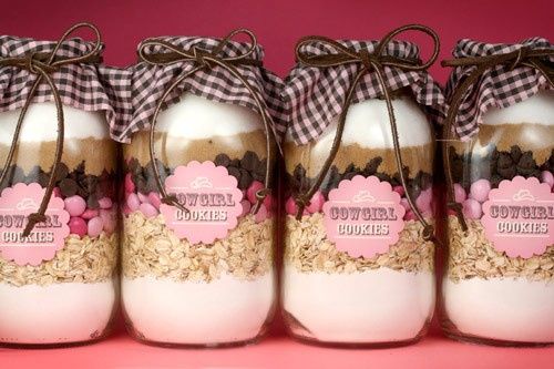 2- bocal pour cookies (mais j'aimerais en plus petit)