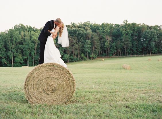 Mariés botte de foin