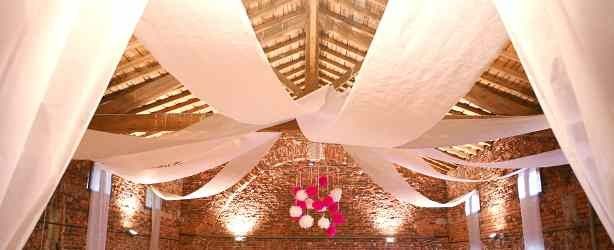 Décoration salle de mariage