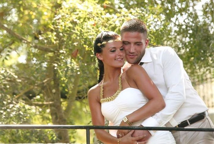 Le club des mariées avec photo de couple - 1