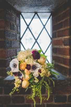 Le bouquet d'une des mariées