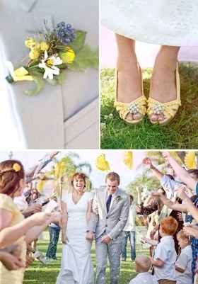 Je trouve le costume du mari d'une couleur très douce et pas trop sombre par rapport au reste et sur