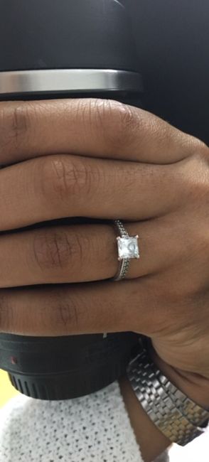 Avez-vous publié une photo de votre bague de fiançailles ? - 1