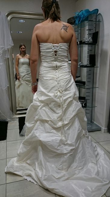 Que celles qui ont trouvé the robe lèvent la main !!! - 1