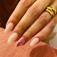 Couleur vernis pour les ongles mains et pieds? - 1