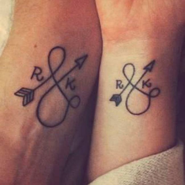 Un tatoutage ou une alliance ? - 1