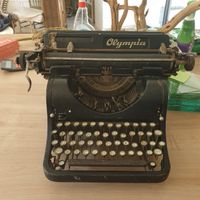 Machine à écrire vintage