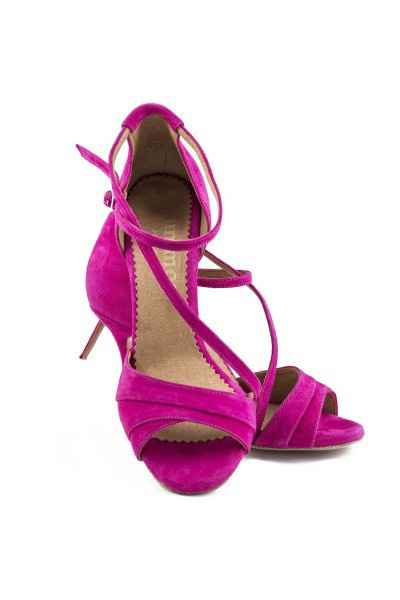 Oser des chaussures de couleur pour le jour j - 1